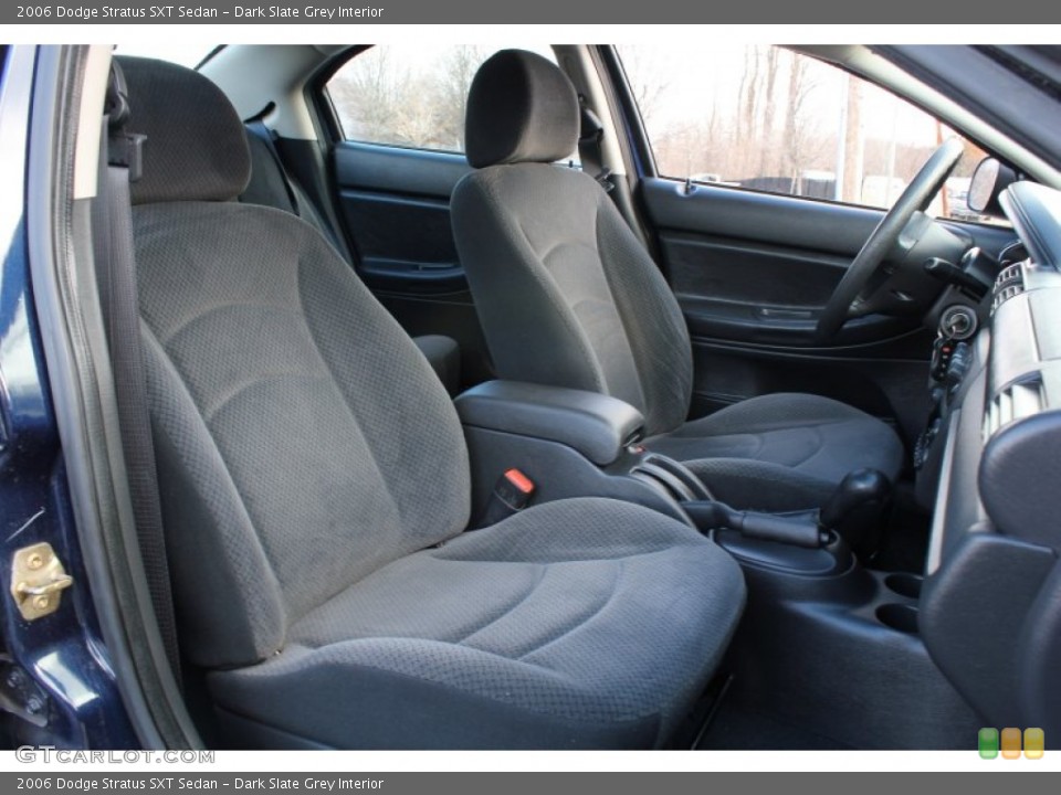 Dark Slate Grey Interior Photo for the 2006 Dodge Stratus SXT Sedan #78387899
