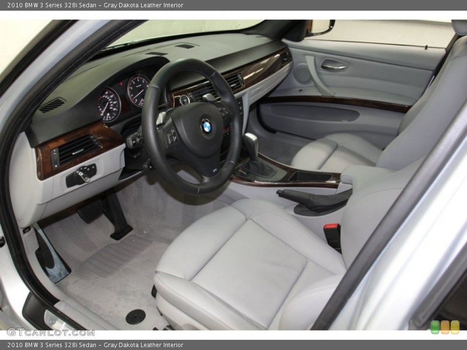 Gray Dakota Leather Interior Photo for the 2010 BMW 3 Series 328i Sedan #78391997