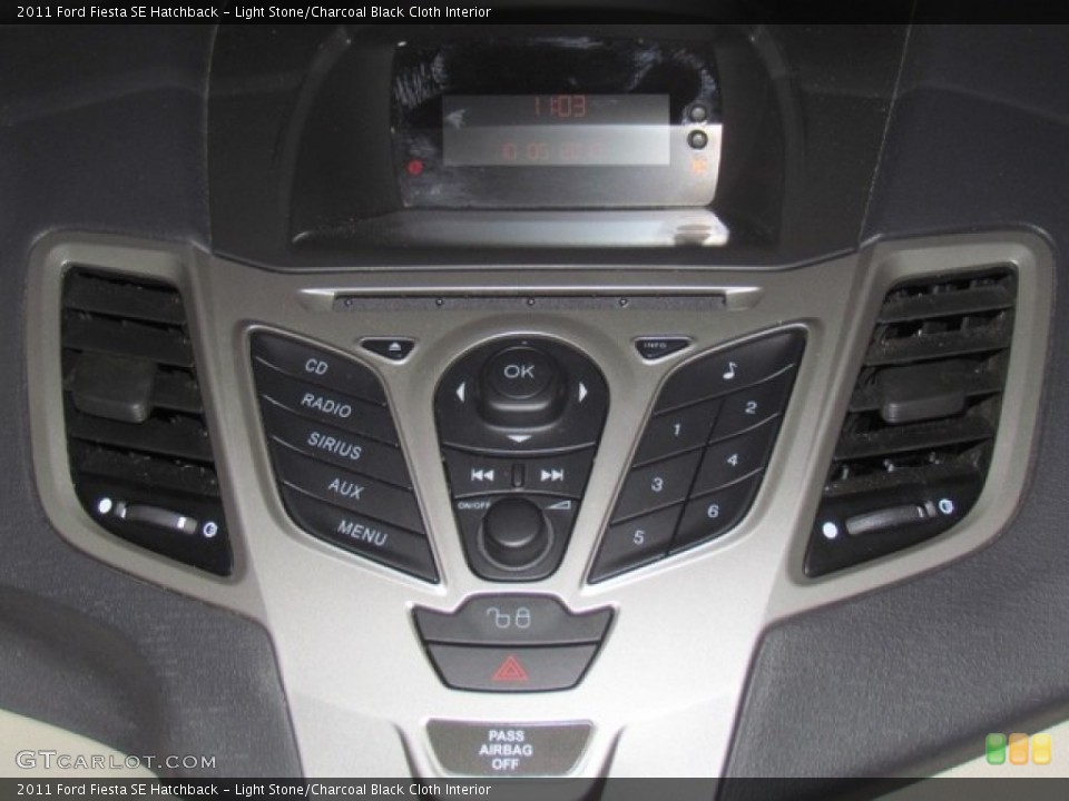 Light Stone/Charcoal Black Cloth Interior Controls for the 2011 Ford Fiesta SE Hatchback #78392465