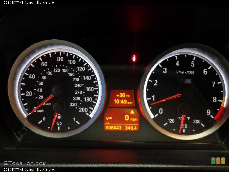 Black Interior Gauges for the 2013 BMW M3 Coupe #78401172