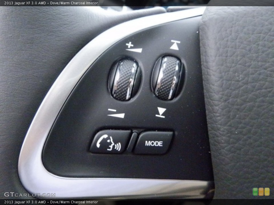 Dove/Warm Charcoal Interior Controls for the 2013 Jaguar XF 3.0 AWD #78413954