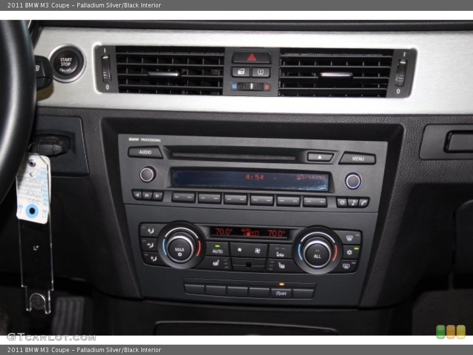 Palladium Silver/Black Interior Controls for the 2011 BMW M3 Coupe #78419509