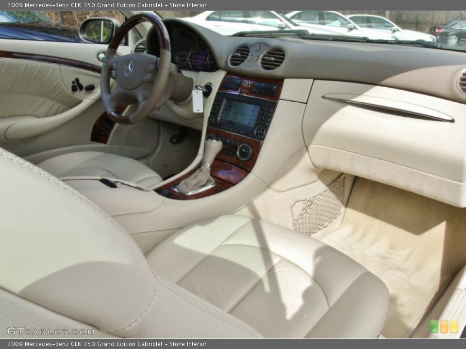 Stone Interior Photo for the 2009 Mercedes-Benz CLK 350 Grand Edition Cabriolet #78440771
