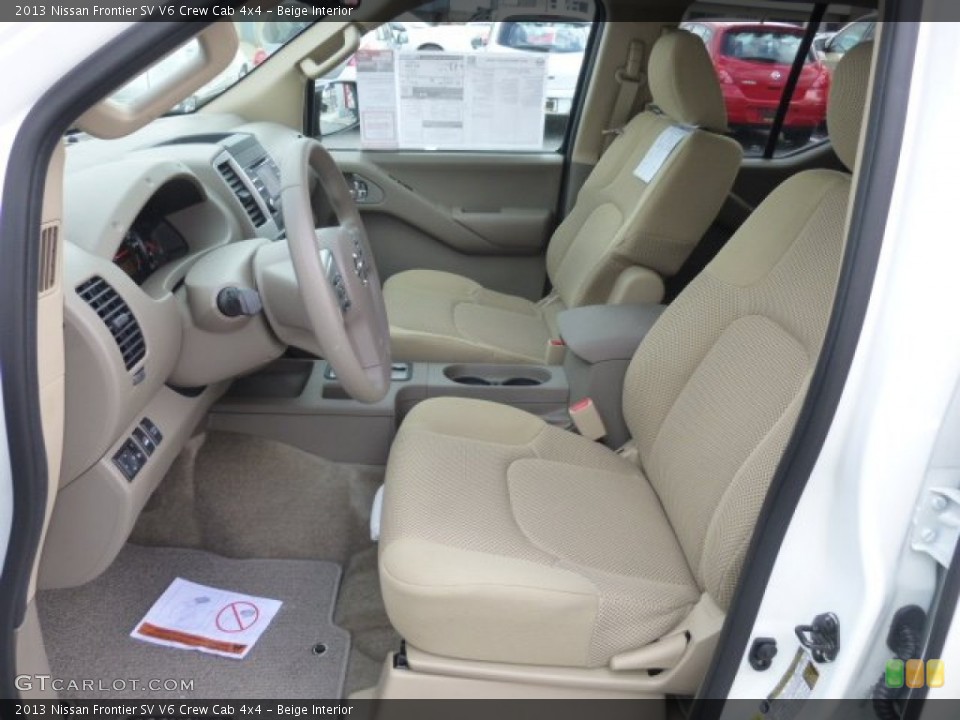 Beige Interior Photo for the 2013 Nissan Frontier SV V6 Crew Cab 4x4 #78442661