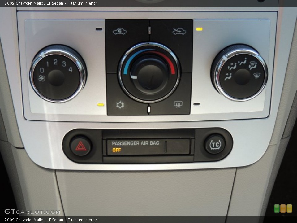 Titanium Interior Controls for the 2009 Chevrolet Malibu LT Sedan #78442780