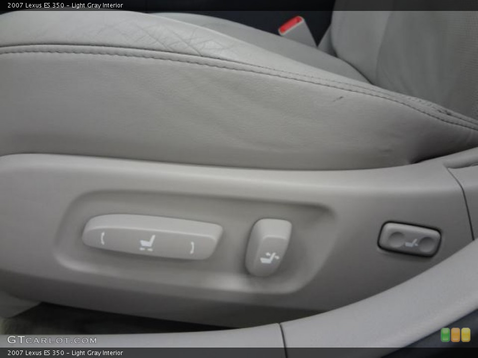 Light Gray Interior Controls for the 2007 Lexus ES 350 #78446119