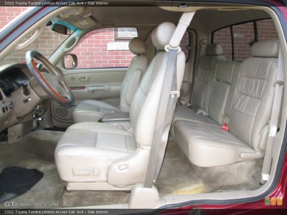 Oak Interior Photo for the 2002 Toyota Tundra Limited Access Cab 4x4 #78446648