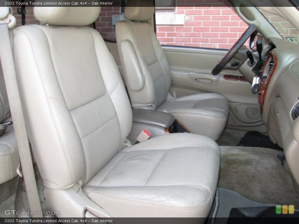 Oak 2002 Toyota Tundra Interiors
