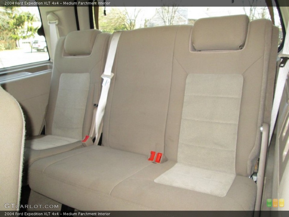 Medium Parchment Interior Rear Seat for the 2004 Ford Expedition XLT 4x4 #78447950