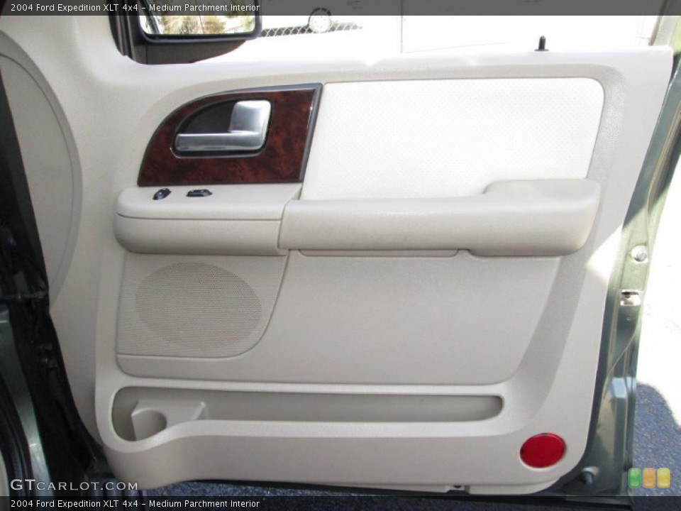 Medium Parchment Interior Door Panel for the 2004 Ford Expedition XLT 4x4 #78448007