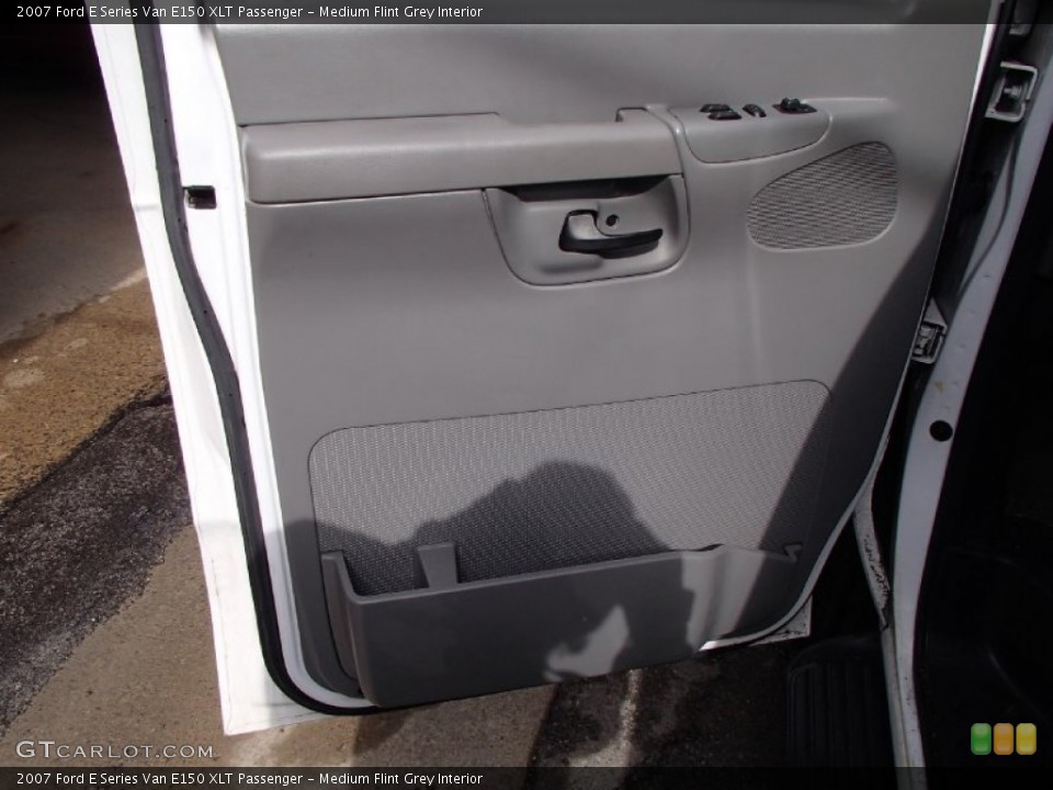 Medium Flint Grey Interior Door Panel for the 2007 Ford E Series Van E150 XLT Passenger #78449037