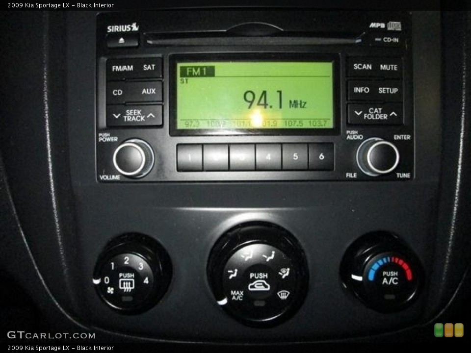 Black Interior Controls for the 2009 Kia Sportage LX #78472820