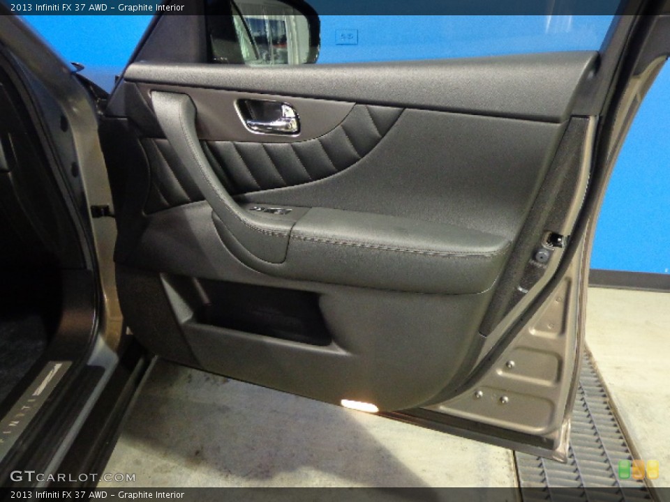 Graphite Interior Door Panel for the 2013 Infiniti FX 37 AWD #78478927
