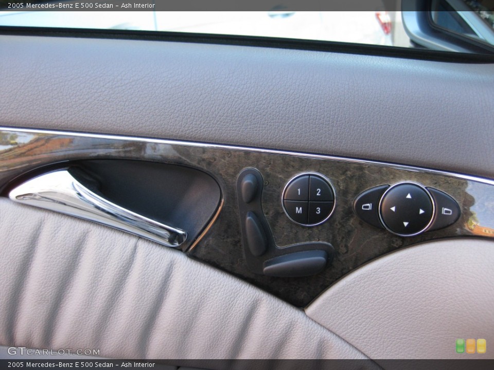 Ash Interior Controls for the 2005 Mercedes-Benz E 500 Sedan #78481376