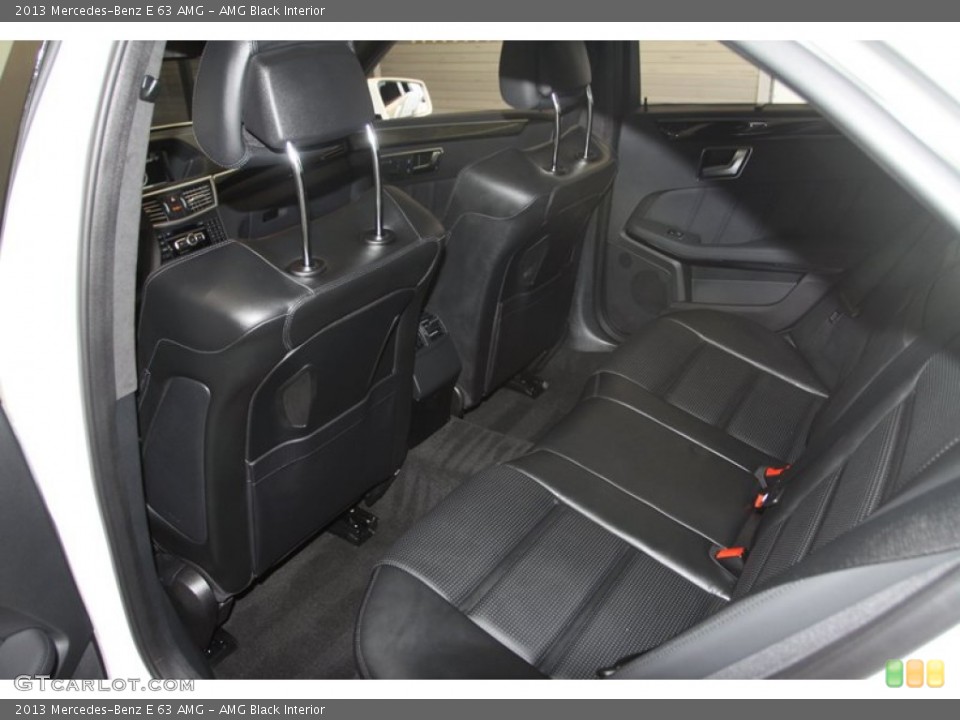 AMG Black 2013 Mercedes-Benz E Interiors