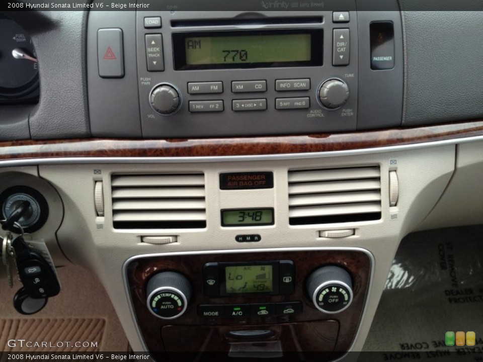 Beige Interior Controls for the 2008 Hyundai Sonata Limited V6 #78484490