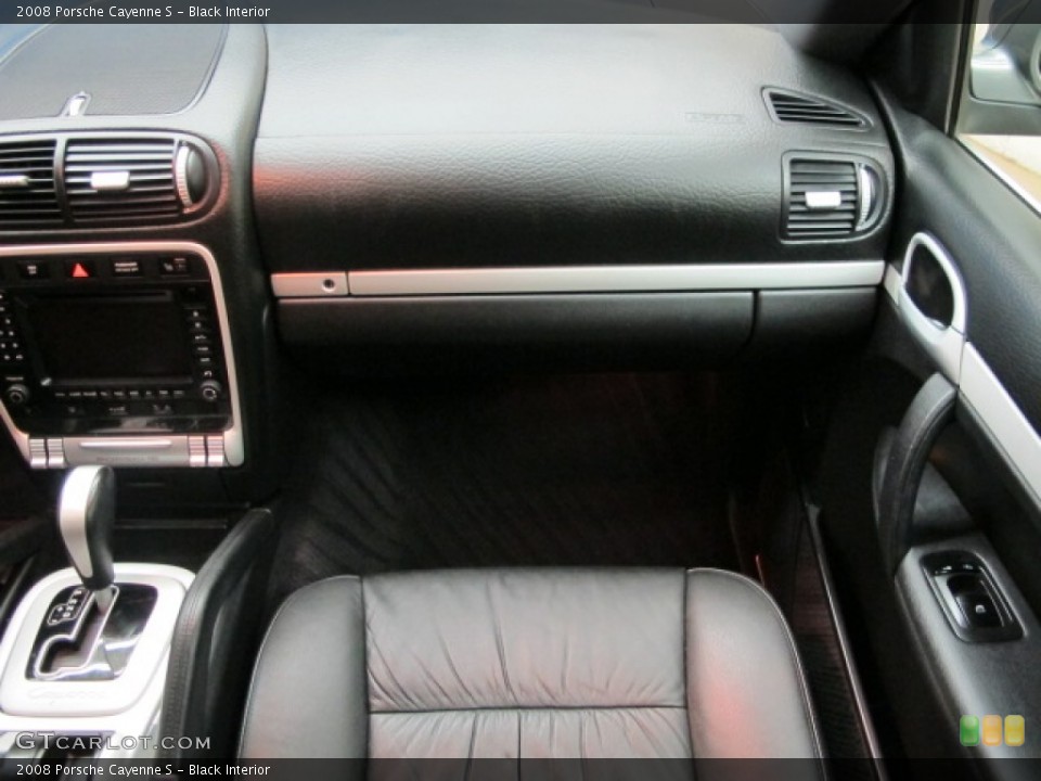 Black Interior Dashboard for the 2008 Porsche Cayenne S #78485231