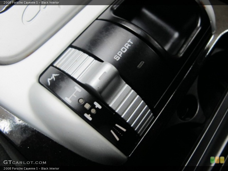 Black Interior Controls for the 2008 Porsche Cayenne S #78485342