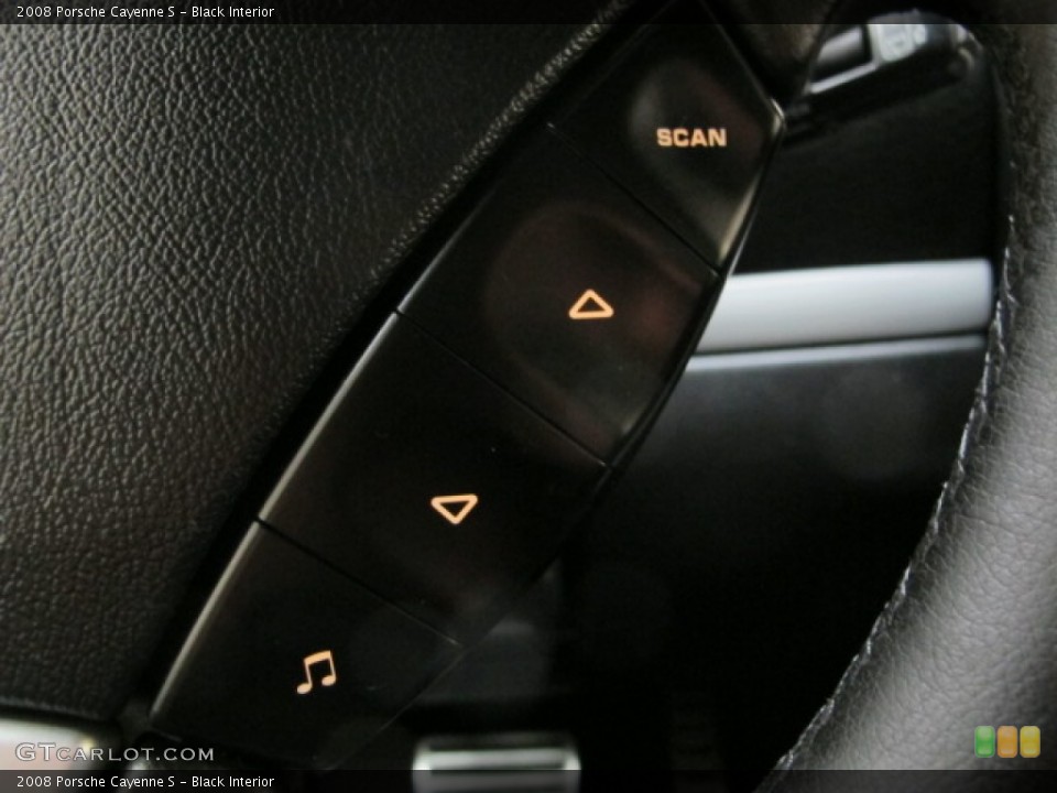 Black Interior Controls for the 2008 Porsche Cayenne S #78485420