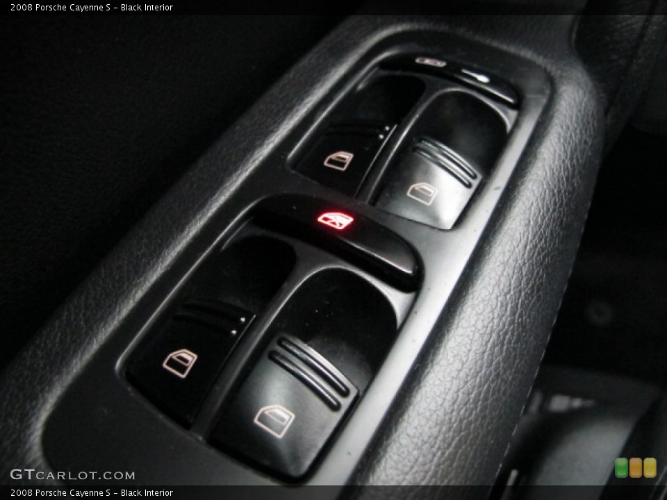 Black Interior Controls for the 2008 Porsche Cayenne S #78485464