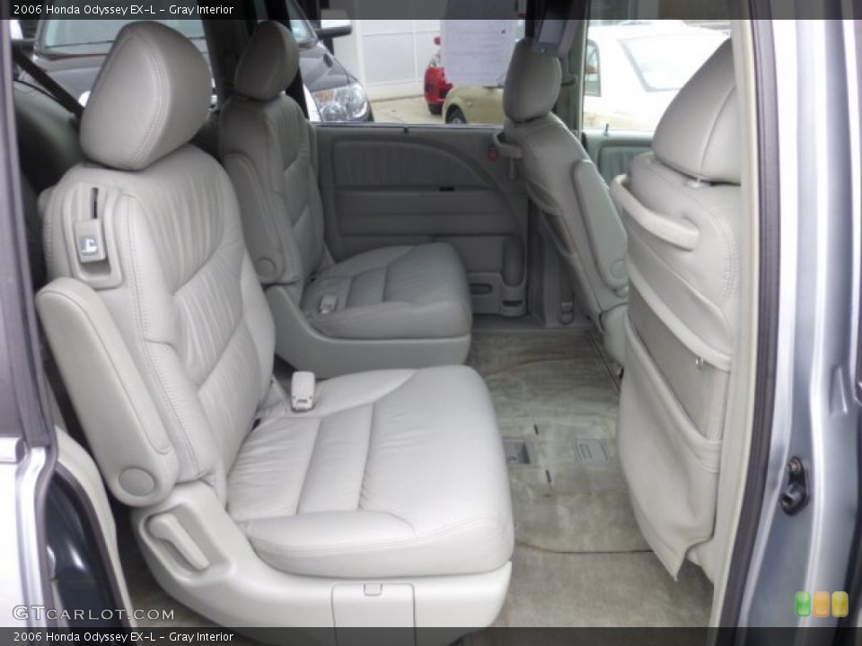 Gray Interior Rear Seat for the 2006 Honda Odyssey EX-L #78490769