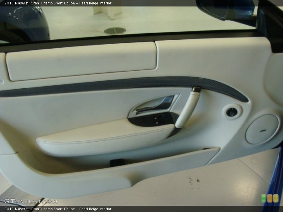 Pearl Beige Interior Door Panel for the 2013 Maserati GranTurismo Sport Coupe #78498359
