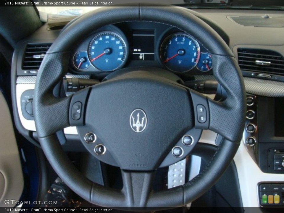 Pearl Beige Interior Steering Wheel for the 2013 Maserati GranTurismo Sport Coupe #78498563