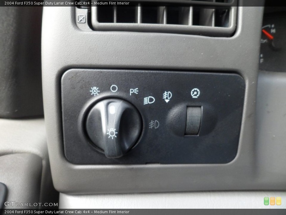 Medium Flint Interior Controls for the 2004 Ford F350 Super Duty Lariat Crew Cab 4x4 #78499559