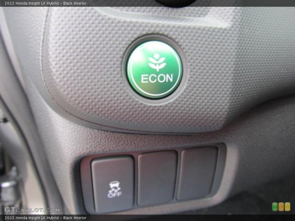 Black Interior Controls for the 2013 Honda Insight LX Hybrid #78515156
