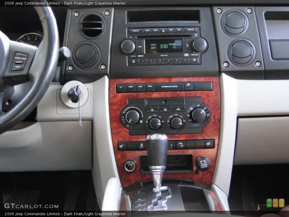 Dark Khaki/Light Graystone Interior Controls for the 2006 Jeep Commander Limited #78516326