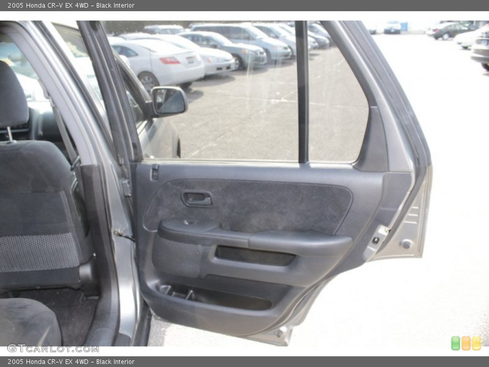 Black Interior Door Panel for the 2005 Honda CR-V EX 4WD #78543110