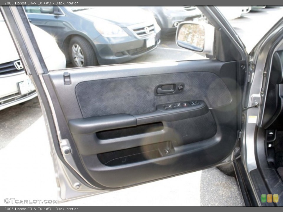 Black Interior Door Panel for the 2005 Honda CR-V EX 4WD #78543133