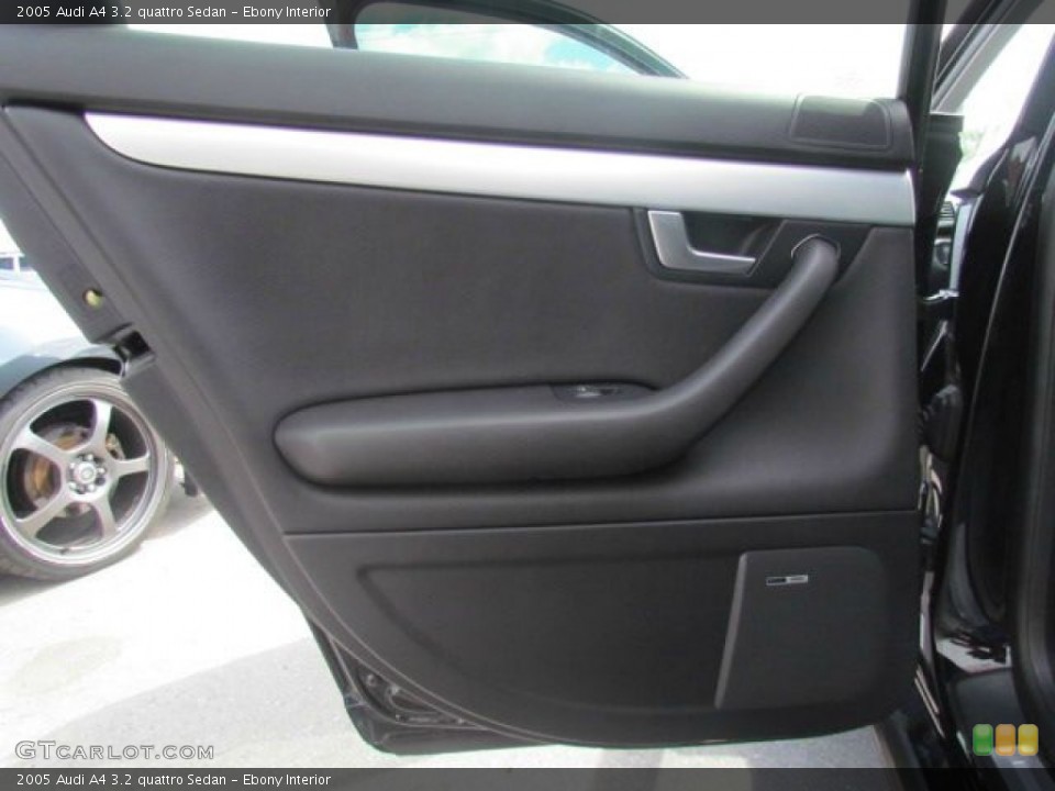 Ebony Interior Door Panel for the 2005 Audi A4 3.2 quattro Sedan #78547601