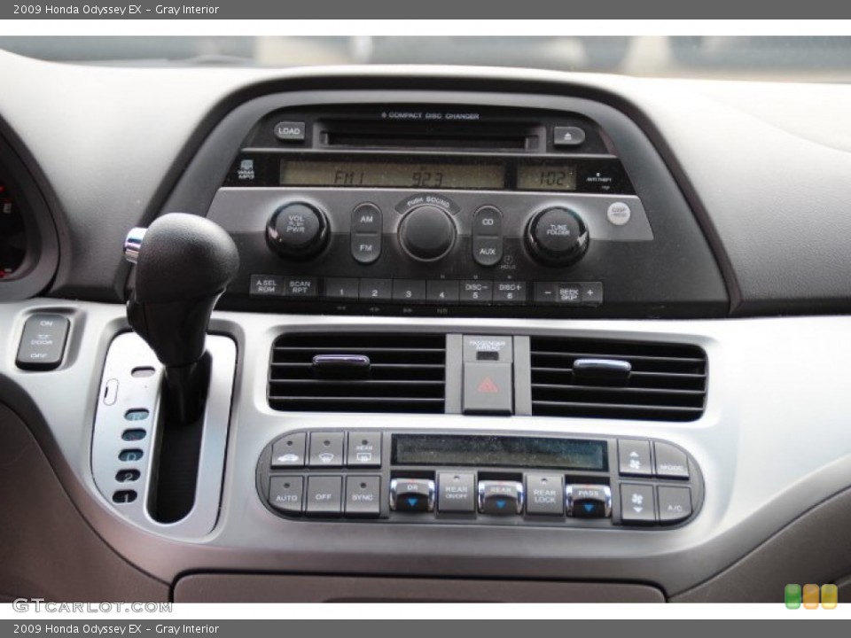 Gray Interior Controls for the 2009 Honda Odyssey EX #78550784