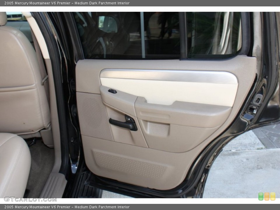 Medium Dark Parchment Interior Door Panel for the 2005 Mercury Mountaineer V6 Premier #78553755