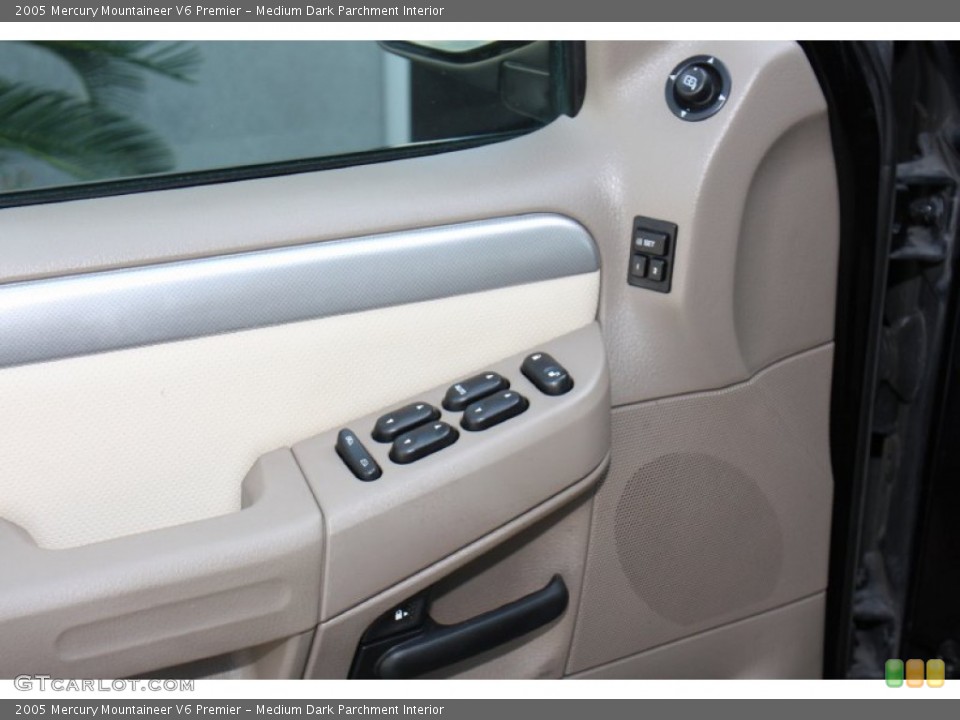 Medium Dark Parchment Interior Controls for the 2005 Mercury Mountaineer V6 Premier #78553850
