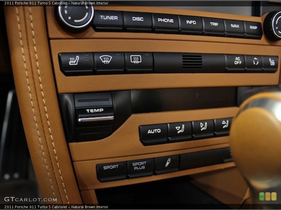 Natural Brown Interior Controls for the 2011 Porsche 911 Turbo S Cabriolet #78560423