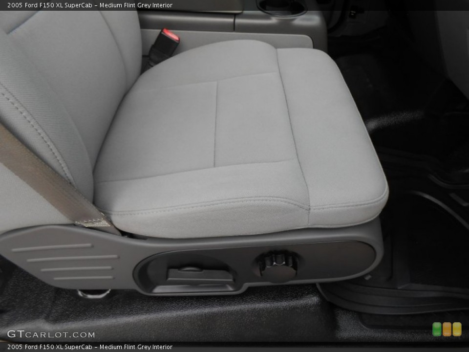 Medium Flint Grey Interior Front Seat for the 2005 Ford F150 XL SuperCab #78561405