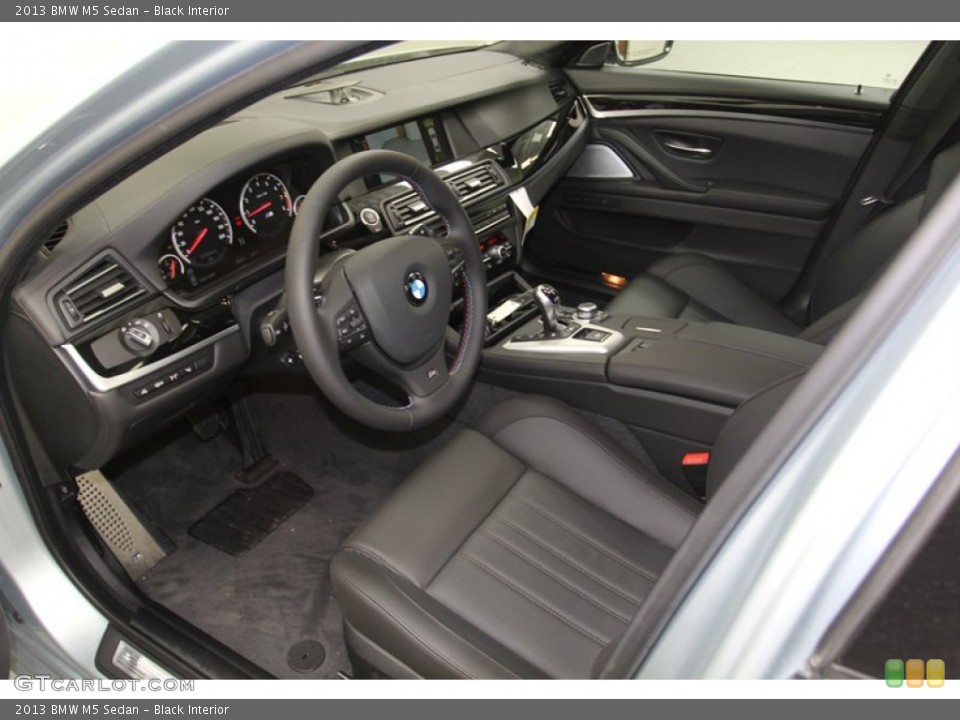 Black Interior Photo for the 2013 BMW M5 Sedan #78561434