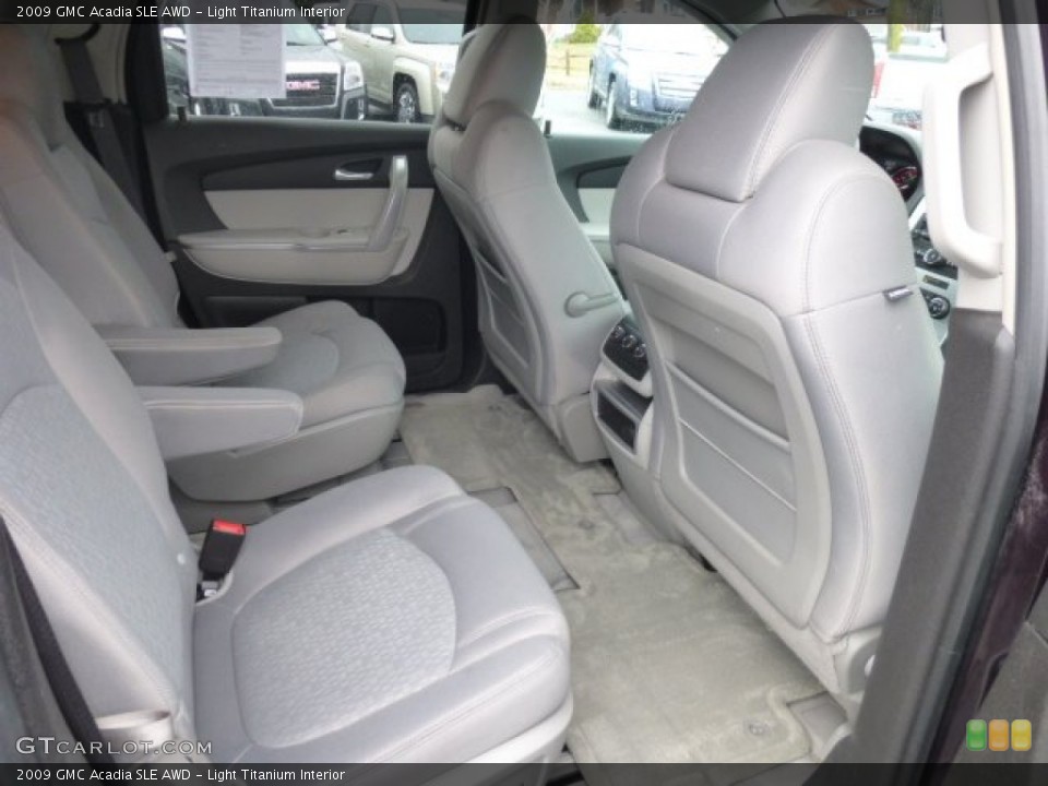 Light Titanium Interior Rear Seat for the 2009 GMC Acadia SLE AWD #78562687