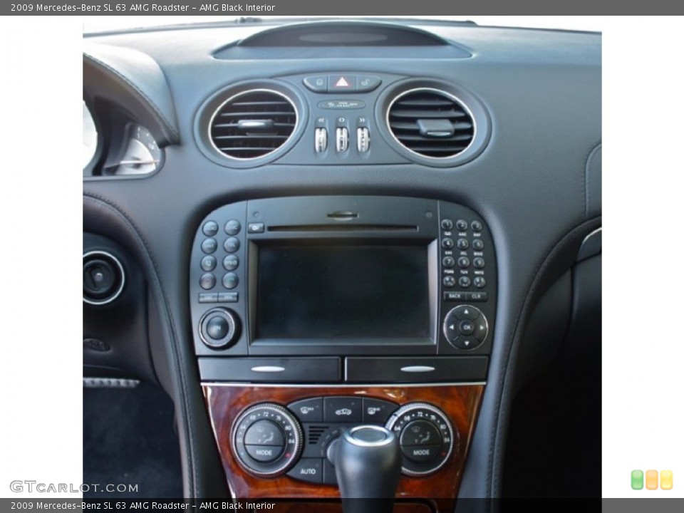 AMG Black Interior Controls for the 2009 Mercedes-Benz SL 63 AMG Roadster #78562936