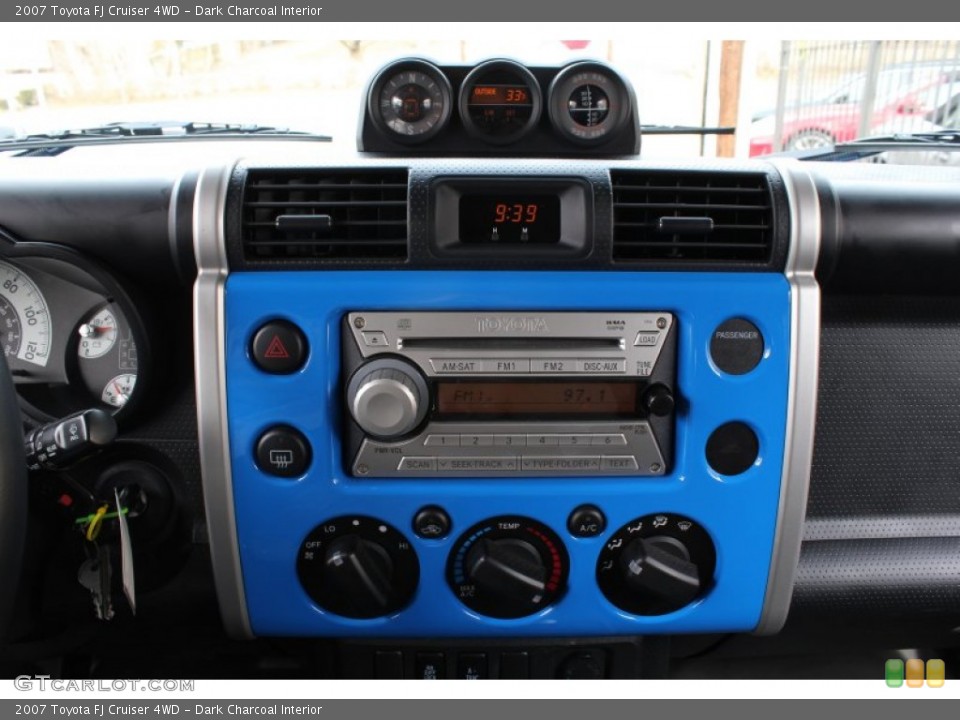 Dark Charcoal Interior Controls for the 2007 Toyota FJ Cruiser 4WD #78571781