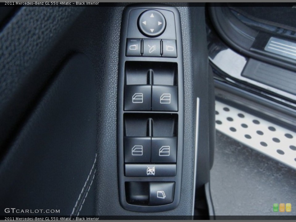 Black Interior Controls for the 2011 Mercedes-Benz GL 550 4Matic #78574706