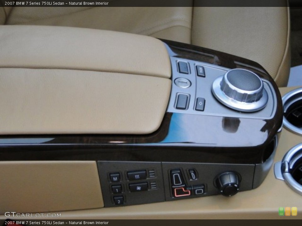 Natural Brown Interior Controls for the 2007 BMW 7 Series 750Li Sedan #78575598
