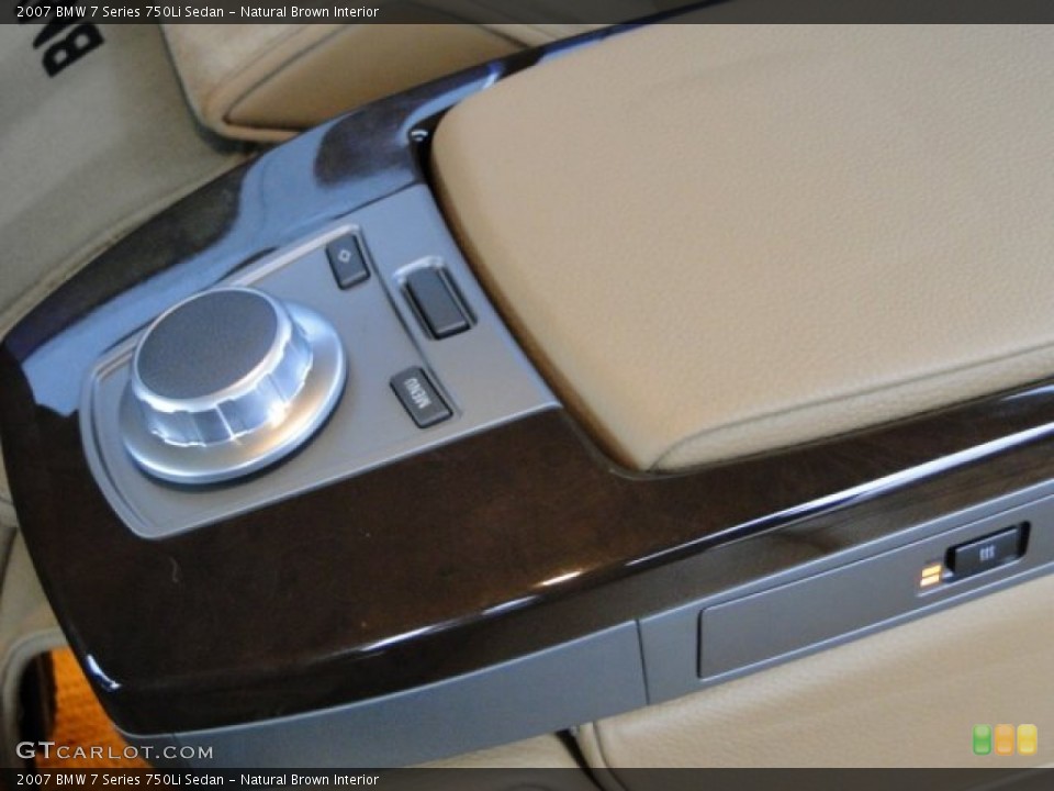 Natural Brown Interior Controls for the 2007 BMW 7 Series 750Li Sedan #78575714