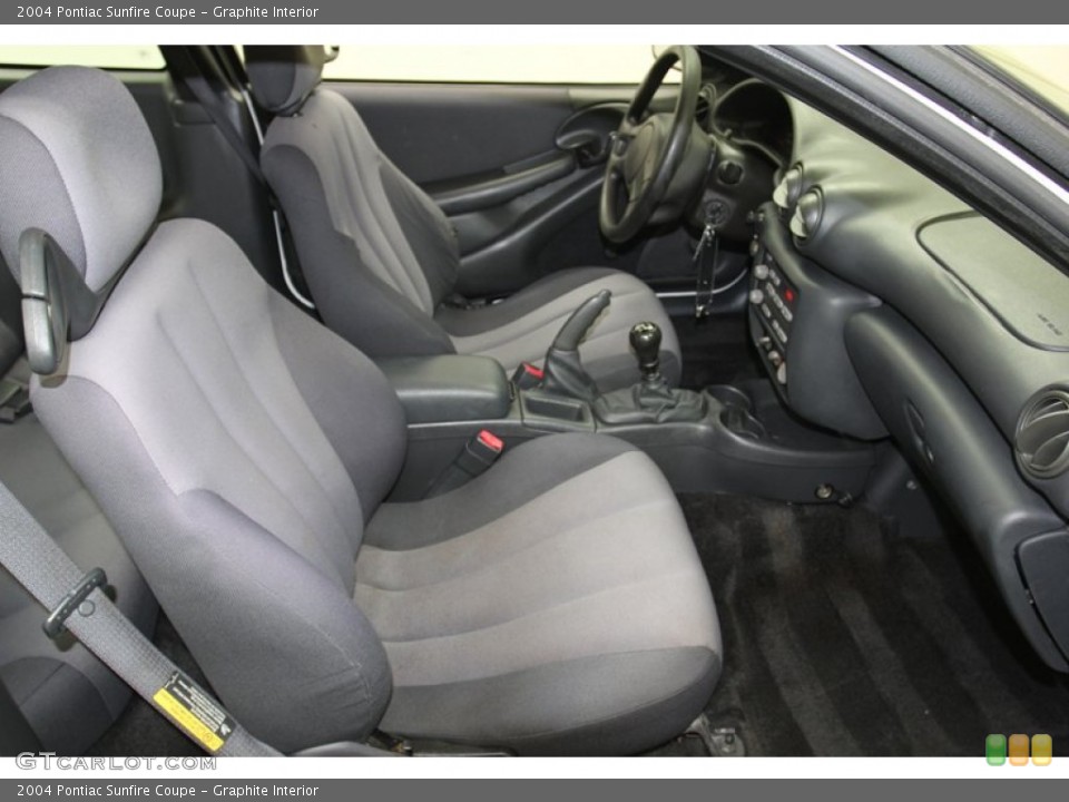 Graphite 2004 Pontiac Sunfire Interiors