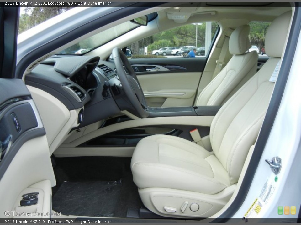 Light Dune Interior Photo for the 2013 Lincoln MKZ 2.0L EcoBoost FWD #78585339