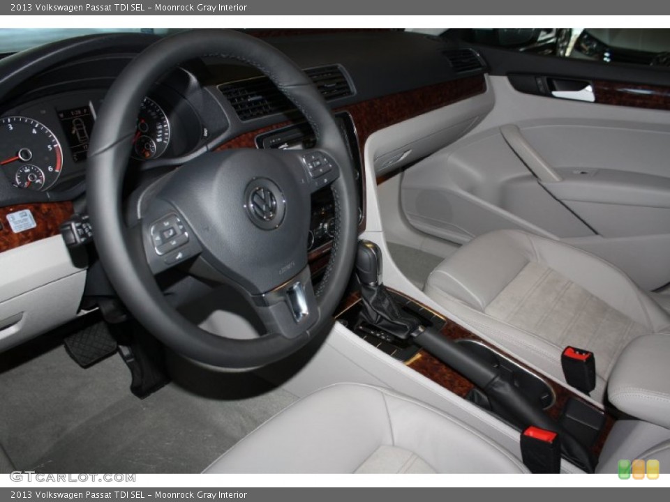 Moonrock Gray Interior Photo for the 2013 Volkswagen Passat TDI SEL #78588837