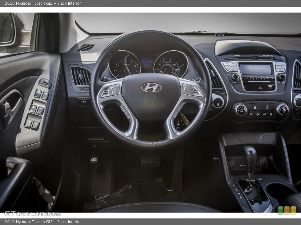 Black Interior Dashboard for the 2010 Hyundai Tucson GLS #78590589