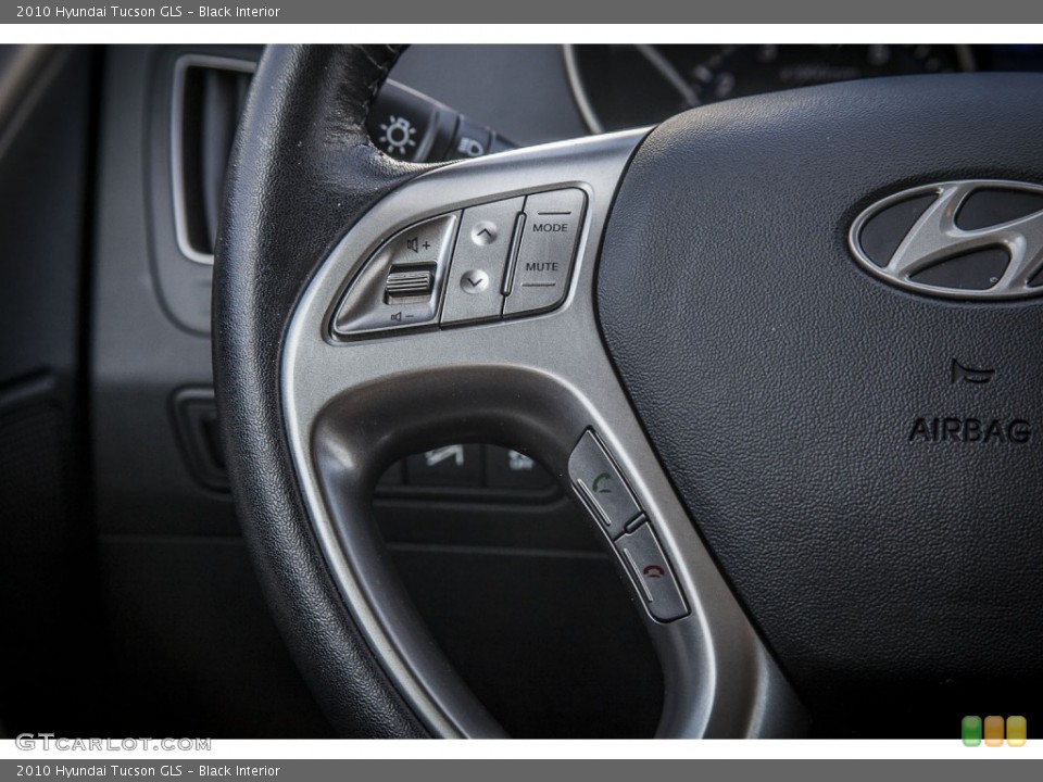 Black Interior Controls for the 2010 Hyundai Tucson GLS #78591012